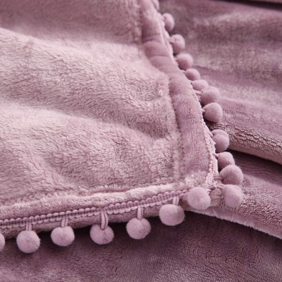 Light Lilac Purple Cute Pompom Fringe Chic Cozy Soft Trendy  SofaThrow Blanket - Picture 4 of 16
